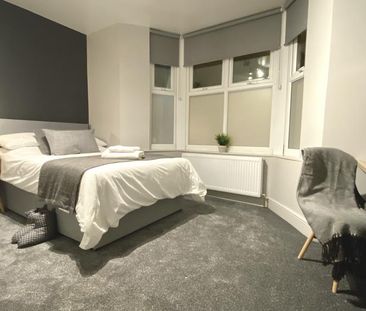 6 bedroom house of multiple occupation to rent - Photo 2