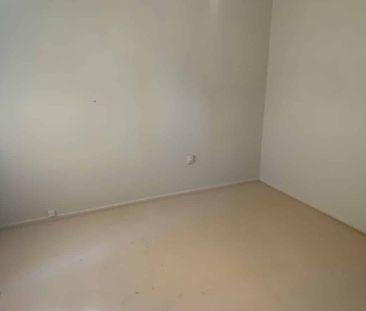 THREE BEDROOMS - SHANNON - Photo 1