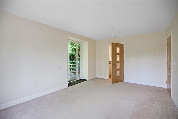 2 bedroom retirement property to rent - Photo 1