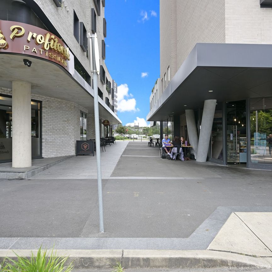 107/10 Aviators Way, Penrith - Photo 1