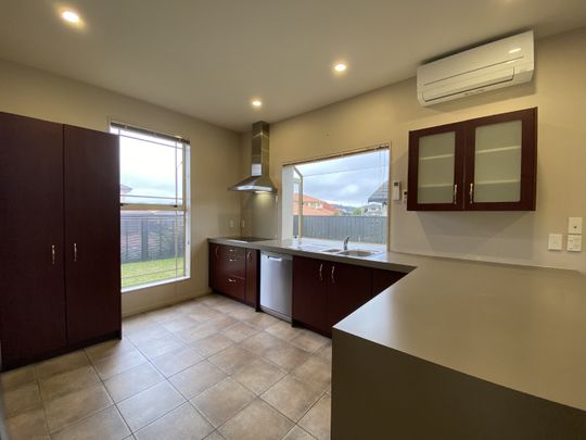 18 White Pine Avenue, Woodridge - Photo 1