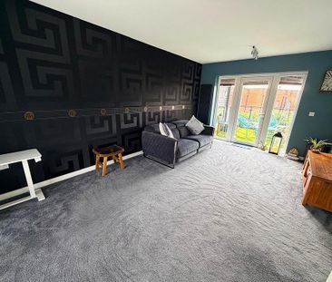 4 bedroom detached house to rent - Photo 1