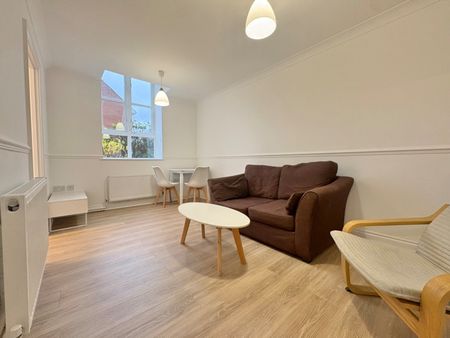 1 bedroom apartment to rent - Photo 2