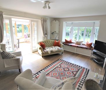 Bewley Lane, Lacock, Chippenham, SN15 - Photo 4