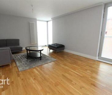 2 bedroom apartment to rent - Photo 2