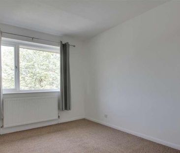 Wear Close, Worthing, BN13 - Photo 2