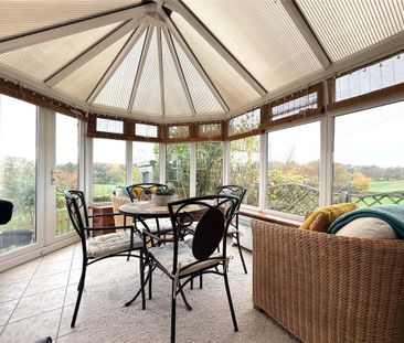 4 bedroom detached house to rent - Photo 4