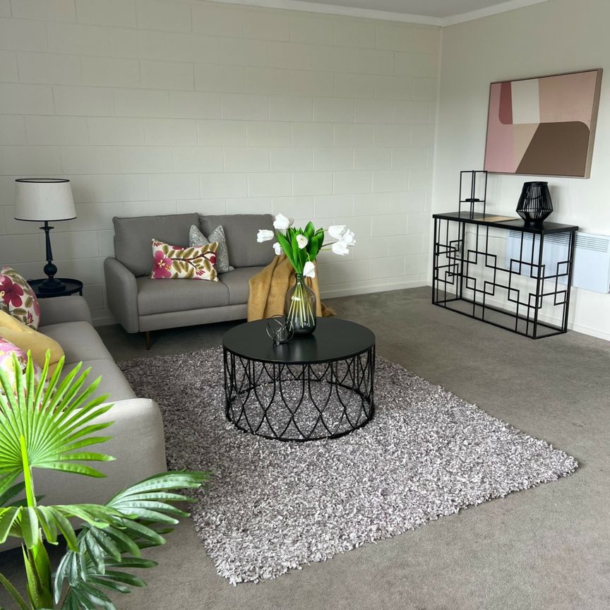 One Tree Hill - 3 brm - Photo 1