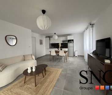 T3 AVEC TERRASSE ET DEUX PARKINGS - Photo 1