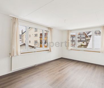 Generous 7.5-room single-family house with balcony, garden - Foto 1