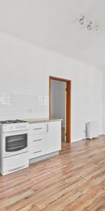 Cosy First Floor Unit - Photo 4