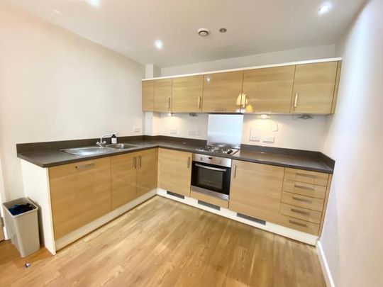Bradfield House, Woking, Surrey, GU22 - Photo 1