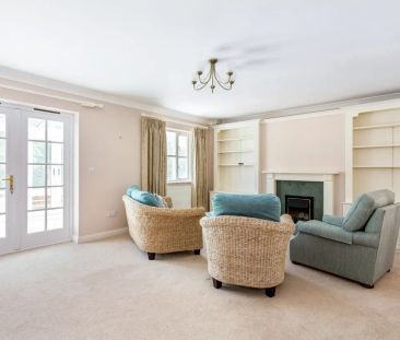 3 bedroom end of terrace house to rent - Photo 4