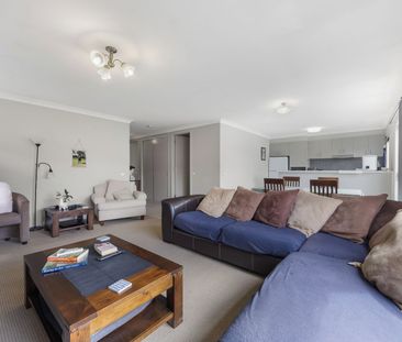 COMFORTABLE TWO BEDROOM HOME IN DELACOMBE - Photo 3
