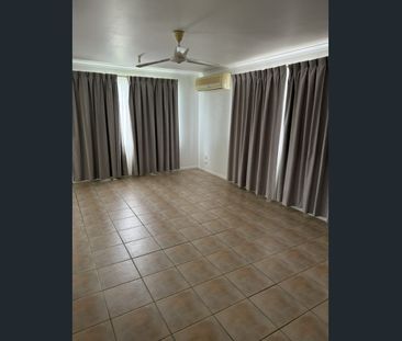 4-Bedroom Home with Shed & Enclosed Bar Area – Bundaberg North - Photo 1