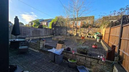 Elmington Road, Northampton, NN3 - Photo 4