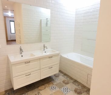 Location Appartement 4 pièces 96m² COUZON AU MONT D OR 69270 - Photo 4