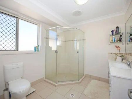 5 Amber Close, Mango Hill QLD 4509 - Photo 5