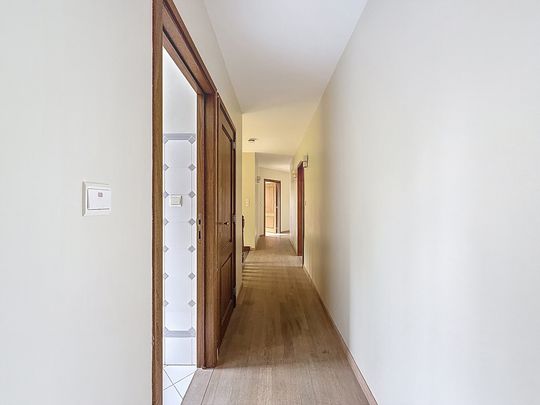 Villa - for rent - Photo 1