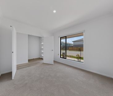 103 Prudence Parade, Point Cook VIC 3030 - House For Rent | Domain - Photo 5