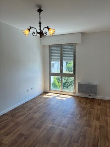 Location Appartement 2 pièces 48m² NOGENT SUR MARNE 94130 - Photo 2