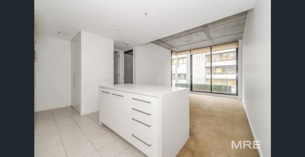 Heart of the city living - Photo 1