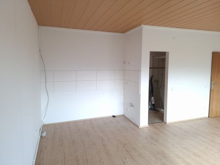 1 Zimmer Wohnung mit Balkon und Parkplatz - Photo 5