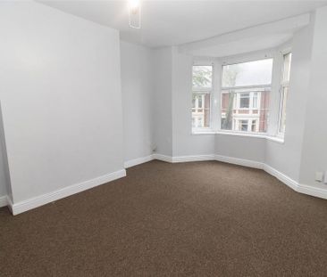 2 bedroom maisonette to rent - Photo 2