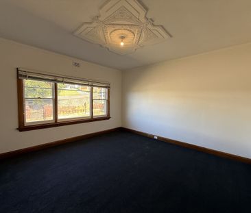 Convenient location, Live Here! - Photo 2