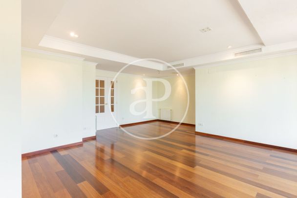 Flat for rent in Colón - Photo 1