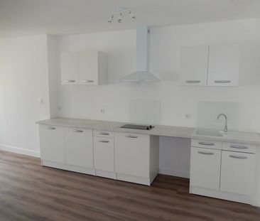 Location Appartement 1 pièce 34m² BORDEAUX 33000 - Photo 2