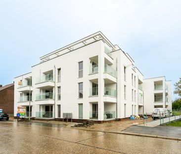 TE HUUR - Nieuwbouwappartement van 97m2 in het centrum van Opgrimbie! - Foto 1