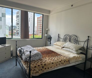 Hurstville - Photo 1