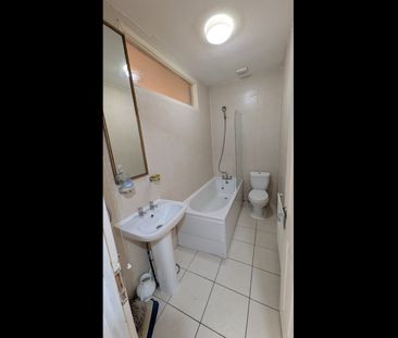 1 Bed Flat, Selborne Road, IG1 - Photo 5