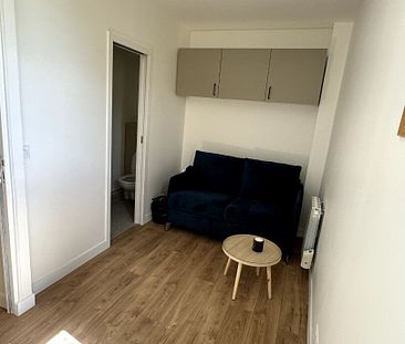 Appartement Drancy 1 pièce(s) 11.79 m2 - Photo 1