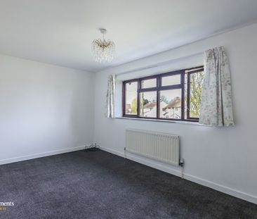 Adkinson Avenue, Dunchurch, Rugby - Photo 5