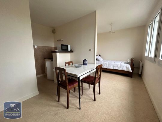 Location Appartement 1 pièce 23m² NIORT 79000 - Photo 1