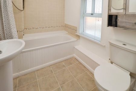 Trafalgar Drive, Bebington - Photo 3