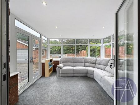 4 bedroom house to rent - Photo 2