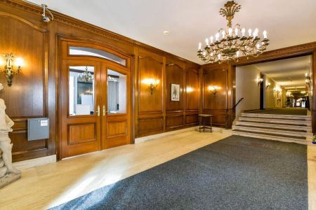 4555 Bonavista Avenue — 3 Bedroom - unit 305 - Photo 3