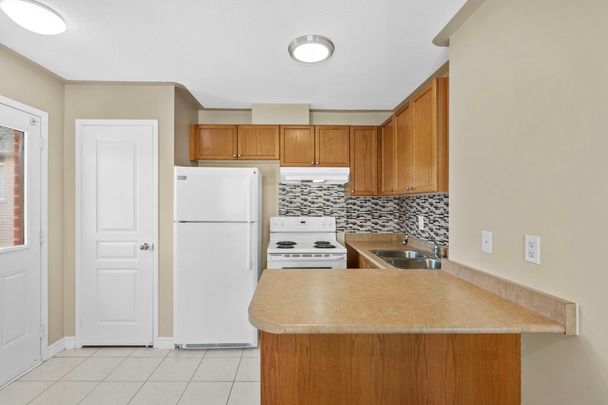 For Lease - 496 White's Hill Avenue Unit# Rear Coach House, Markham, Ontario - Photo 1