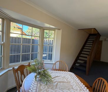 Spacious 3-Bedroom Unit in Prime North Adelaide Location - Photo 3