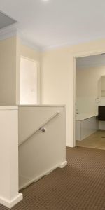 2/104-106 Bailey Street, Adamstown - Photo 4