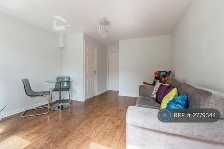 2 bedroom semi-detached house to rent - Photo 2