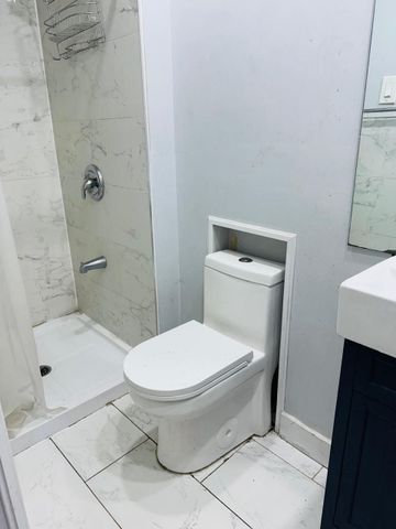 For Lease - 12084 Hurontario Street, Brampton, Ontario - Photo 2