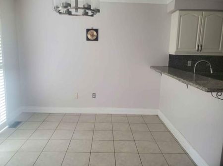 For Lease - 34 Dunure Crescent, Brampton, Ontario - Photo 2