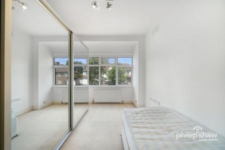 4 bedroom semi-detached house to rent - Photo 3