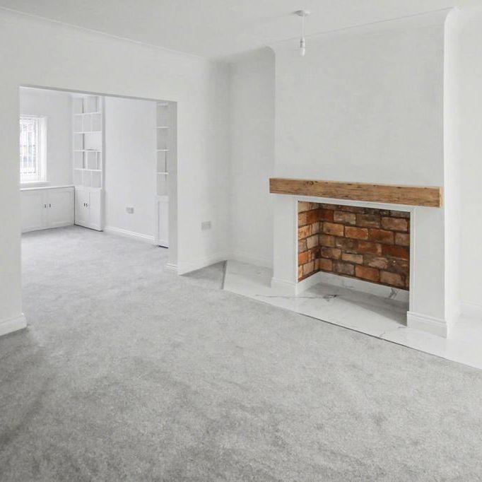 3 bedroom terraced house to rent - Photo 1