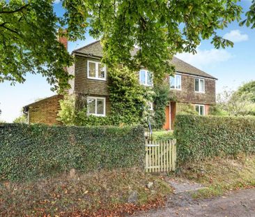 A substantial family home with stunning countryside views - Photo 2