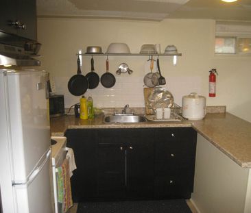 74 Daly Avenue - 3-2 - Photo 5